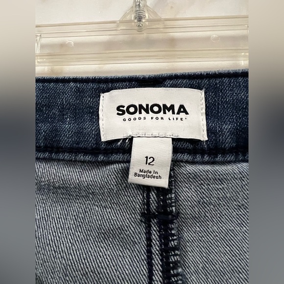 EUC Sonoma Flare Women's Jeans With Front Patch Pockets - Picture 8 of 9